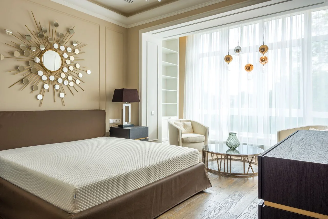 How long do memory foam mattresses last guide with a memory foam mattress in a bright bedroom